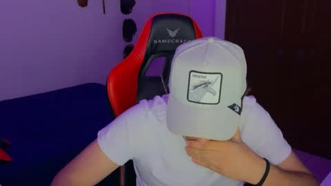 HotBoy online show from December 23, 2024, 6:22 am