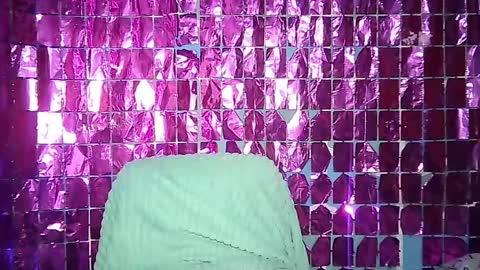 Ale online show from May 19, 2026, 2:12 pm