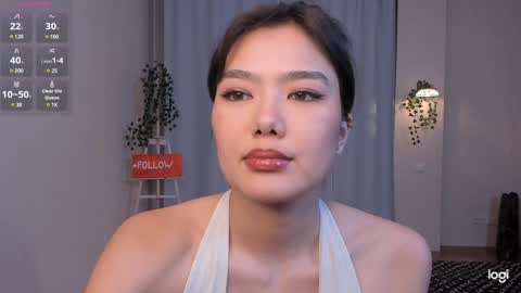 Hi all. My name is Naomi and Im glad to see you in my room  online show from February 5, 2025, 4:14 pm