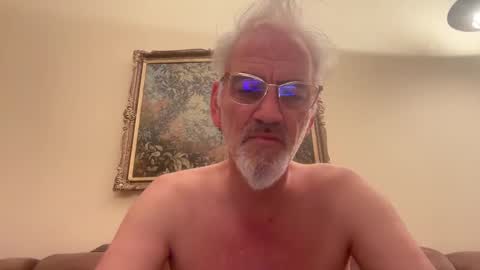 Snapshot of jewlronny chatting on February 26, 2025, 6:32 pm jewlronny online show from February 26, 2025, 6:32 pm