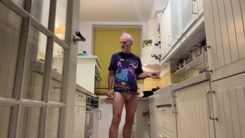 Snapshot of jewlronny chatting on March 5, 2025, 6:45 pm jewlronny online show from March 5, 2025, 6:45 pm