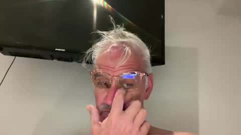 jewlronny online show from April 13, 2026, 7:19 pm