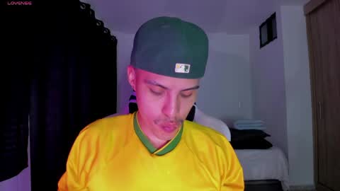 Jeyden Camilo online show from May 2, 2026, 2:16 am