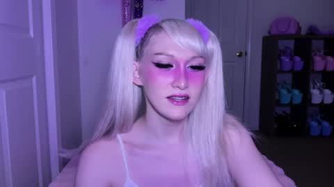   online show from April 12, 2026, 2:38 am