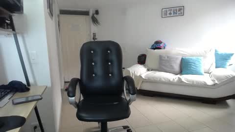 Snapshot of jezabel_purple chatting on March 17, 2026, 3:04 pm Camila online show from March 17, 2026, 3:04 pm