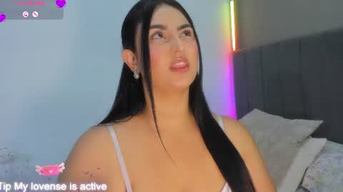 Snapshot of jhacky_sweet chatting on June 10, 2026, 3:50 am jhackelin My independent account online show from June 10, 2026, 3:50 am