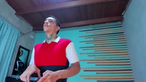 Snapshot of jharol_cardona chatting on January 18, 2026, 11:03 am Jharol online show from January 18, 2026, 11:03 am