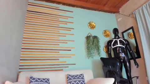 Snapshot of jharol_cardona chatting on February 15, 2026, 1:09 pm Jharol online show from February 15, 2026, 1:09 pm