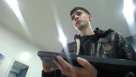 Jheampiero online show from November 25, 2025, 12:38 pm