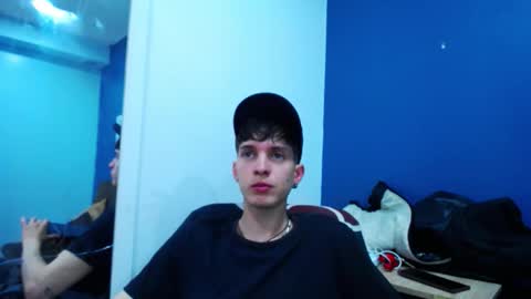 Jheampiero online show from November 28, 2025, 12:52 pm