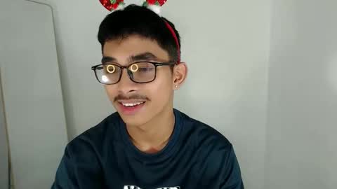 Johnny  online show from December 23, 2025, 7:39 am