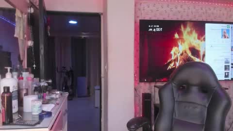 Snapshot of jhoanatrans22 chatting on December 4, 2025, 12:31 am jhoanatrans22 online show from December 4, 2025, 12:31 am