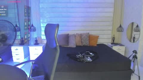 John Bear.... online show from April 15, 2026, 11:17 am