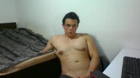 Snapshot of jhon_walkersky chatting on December 4, 2025, 4:00 am jhon_walkersky online show from December 4, 2025, 4:00 am