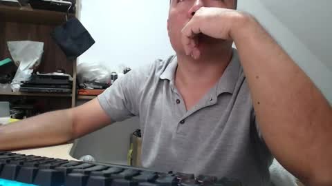 Snapshot of jhonatan_morales_s chatting on November 11, 2025, 1:11 pm jhonatan_morales_s online show from November 11, 2025, 1:11 pm