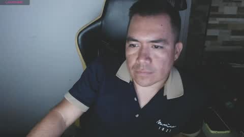 jhonatan_morales_s online show from April 4, 2026, 11:24 pm