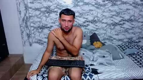 Snapshot of jhonay__cute chatting on April 15, 2026, 3:02 am jhonay__cute online show from April 15, 2026, 3:02 am