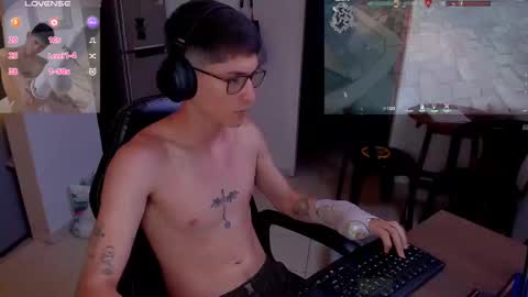 Snapshot of jhonleving chatting on February 26, 2025, 11:15 pm Jack online show from February 26, 2025, 11:15 pm