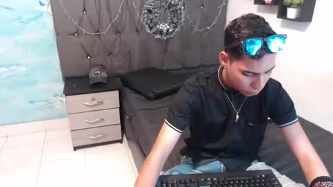 Jhonny online show from January 14, 2025, 4:57 am