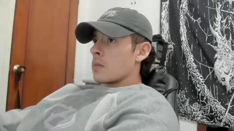Snapshot of jhonny_macallan chatting on July 29, 2026, 8:07 pm Jhonaiker online show from July 29, 2026, 8:07 pm