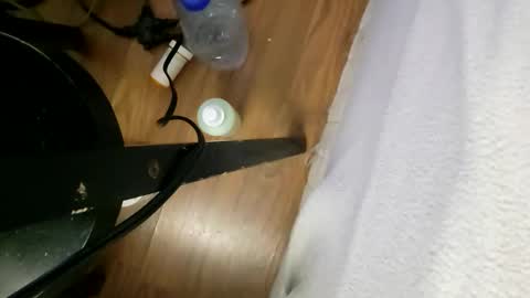 jhonnymeandme online show from December 22, 2025, 11:07 am