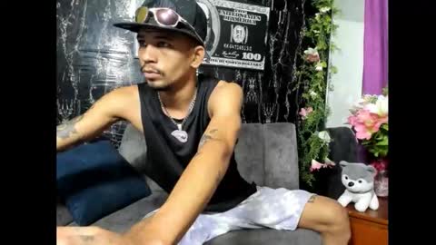 Snapshot of jhonson821 chatting on November 18, 2025, 8:41 am jhonson821 online show from November 18, 2025, 8:41 am