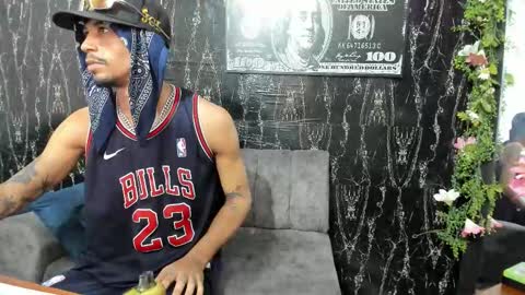 Snapshot of jhonson821 chatting on November 20, 2025, 5:56 pm jhonson821 online show from November 20, 2025, 5:56 pm