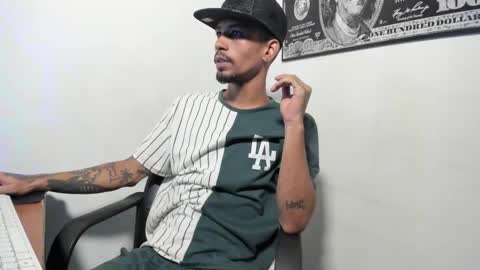 Snapshot of jhonson821 chatting on December 18, 2025, 7:36 am jhonson821 online show from December 18, 2025, 7:36 am