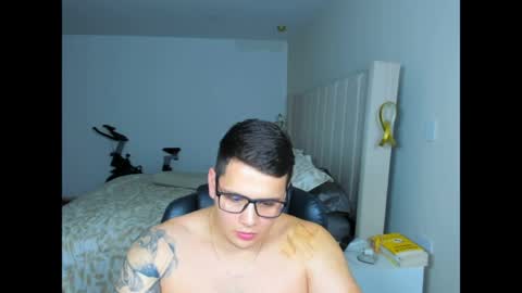 Jhonstark online show from May 2, 2026, 12:48 am