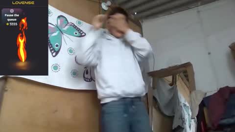 MODELO INDEPENDIENTE online show from February 17, 2026, 12:12 pm