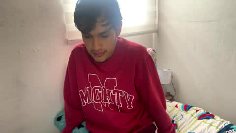 MODELO INDEPENDIENTE online show from February 18, 2026, 2:13 pm