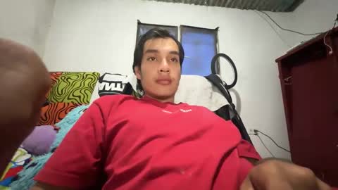 MODELO INDEPENDIENTE online show from February 22, 2026, 11:25 pm