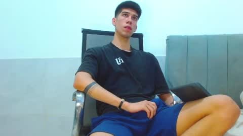 Snapshot of jhony_sex3 chatting on May 9, 2026, 7:02 am jhony_sex3 online show from May 9, 2026, 7:02 am