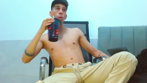 jhony_sex3 online show from July 30, 2026, 7:40 am