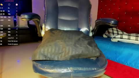 jhonymiller online show from April 5, 2026, 8:39 pm