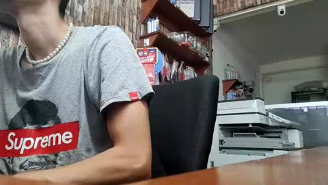 Snapshot of jhosuamoore chatting on November 7, 2025, 12:16 pm Jhosuamoore online show from November 7, 2025, 12:16 pm