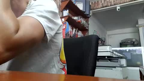 Snapshot of jhosuamoore chatting on November 9, 2025, 1:09 pm Jhosuamoore online show from November 9, 2025, 1:09 pm