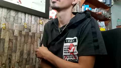 Snapshot of jhosuamoore chatting on December 14, 2025, 1:05 pm Jhosuamoore online show from December 14, 2025, 1:05 pm