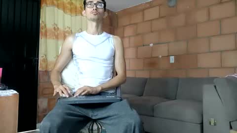 Jhosuamoore  online show from February 13, 2026, 12:12 pm