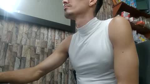 Snapshot of jhosuamoore chatting on May 16, 2026, 2:38 pm Jhosuamoore online show from May 16, 2026, 2:38 pm