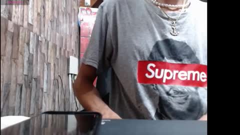 jhosuamoore2 online show from November 8, 2025, 12:22 am