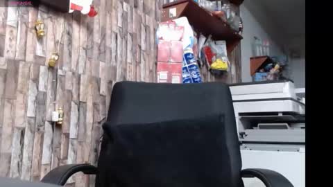 Snapshot of jhosuamoore2 chatting on December 19, 2025, 11:34 pm jhosuamoore2 online show from December 19, 2025, 11:34 pm