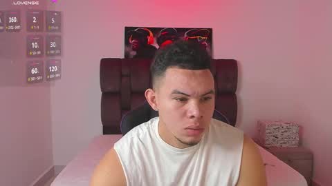 Snapshot of jhotta_foxx chatting on March 4, 2025, 7:08 am Jhonatan80 online show from March 4, 2025, 7:08 am