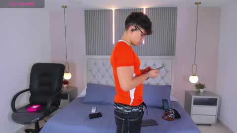 jhoumod_21 online show from November 22, 2025, 3:05 am