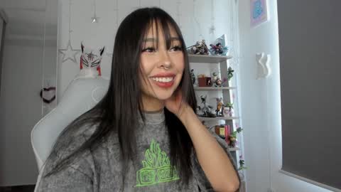 Ji  online show from February 4, 2025, 9:31 pm