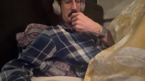 Snapshot of jiggz1986 chatting on January 27, 2025, 1:48 am Jigz1986 online show from January 27, 2025, 1:48 am