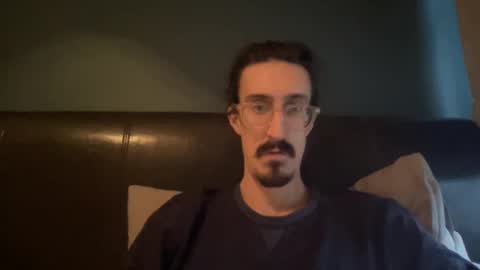 Snapshot of jiggz1986 chatting on February 16, 2025, 4:53 pm Jigz1986 online show from February 16, 2025, 4:53 pm