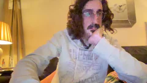 Snapshot of jiggz1986 chatting on February 25, 2025, 9:02 pm Jigz1986 online show from February 25, 2025, 9:02 pm