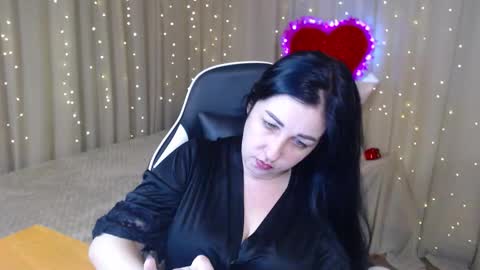 Snapshot of jill_stevens chatting on February 10, 2026, 4:16 am Jill online show from February 10, 2026, 4:16 am