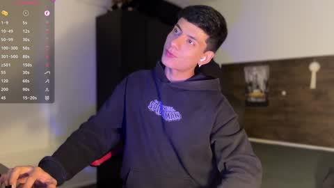 jim_dancer online show from December 27, 2024, 9:11 pm